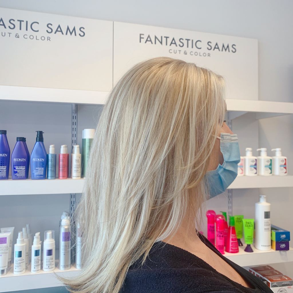 Fantastic Sams Cut & Color | 7690 160th St W, Lakeville, MN 55044, USA | Phone: (952) 431-5865