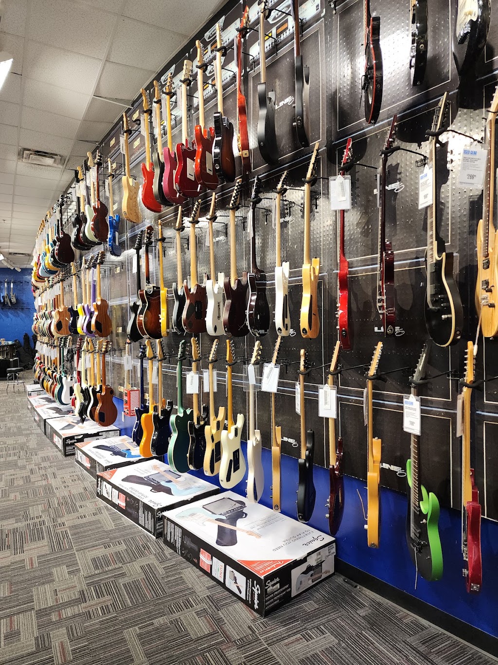 Guitar Center | 145 Wolf Rd, Colonie, NY 12205, USA | Phone: (518) 446-1500