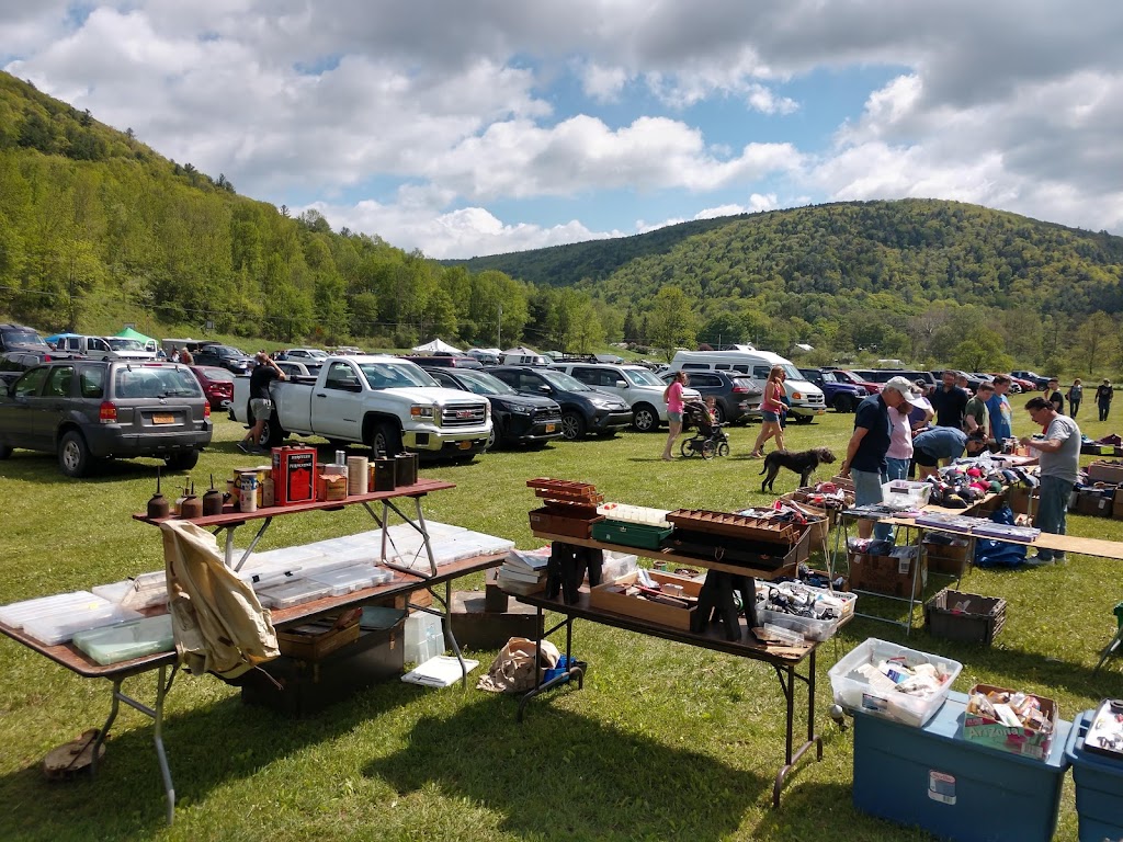 Creekside Flea Market (Seasonal: Open April Thru October) | 543 NY-145, Middleburgh, NY 12122, USA | Phone: (518) 545-7657