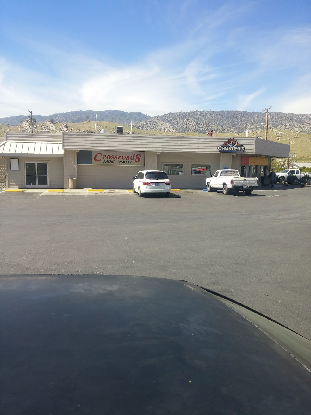 Crossroads Mini Mart | 6209 Lake Isabella Blvd, Lake Isabella, CA 93240, USA | Phone: (760) 379-8170