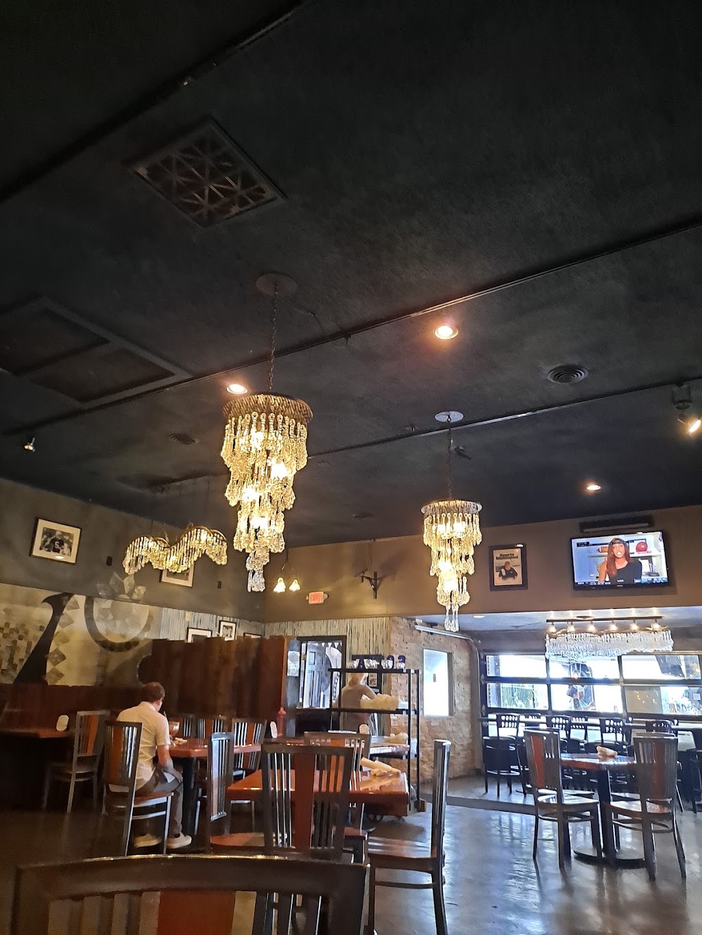 Social Gastropub | 25818 N Dixie Hwy, Perrysburg, OH 43551, USA | Phone: (419) 931-9936