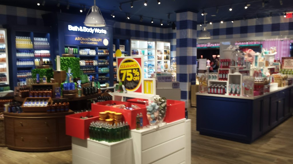 Bath & Body Works | 7021 S Memorial Dr, Tulsa, OK 74133, USA | Phone: (918) 459-6790