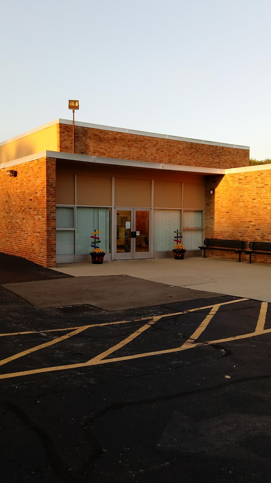 Summerside Elementary School | 4639 Vermona Dr, Cincinnati, OH 45245, USA | Phone: (513) 947-7900