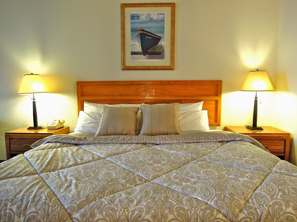 Firelite Lodge | 7035 N Lake Blvd, Tahoe Vista, CA 96148, USA | Phone: (530) 546-7222