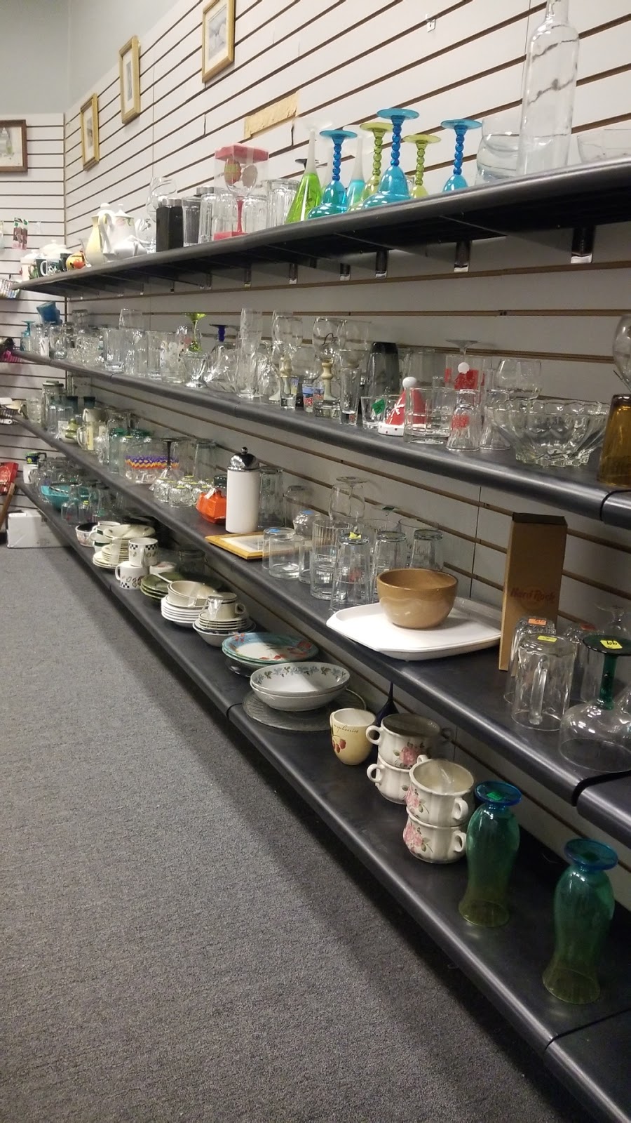 Lovelady Thrift Store | 2402 Old Springville Rd, Center Point, AL 35215, USA | Phone: (205) 951-9230