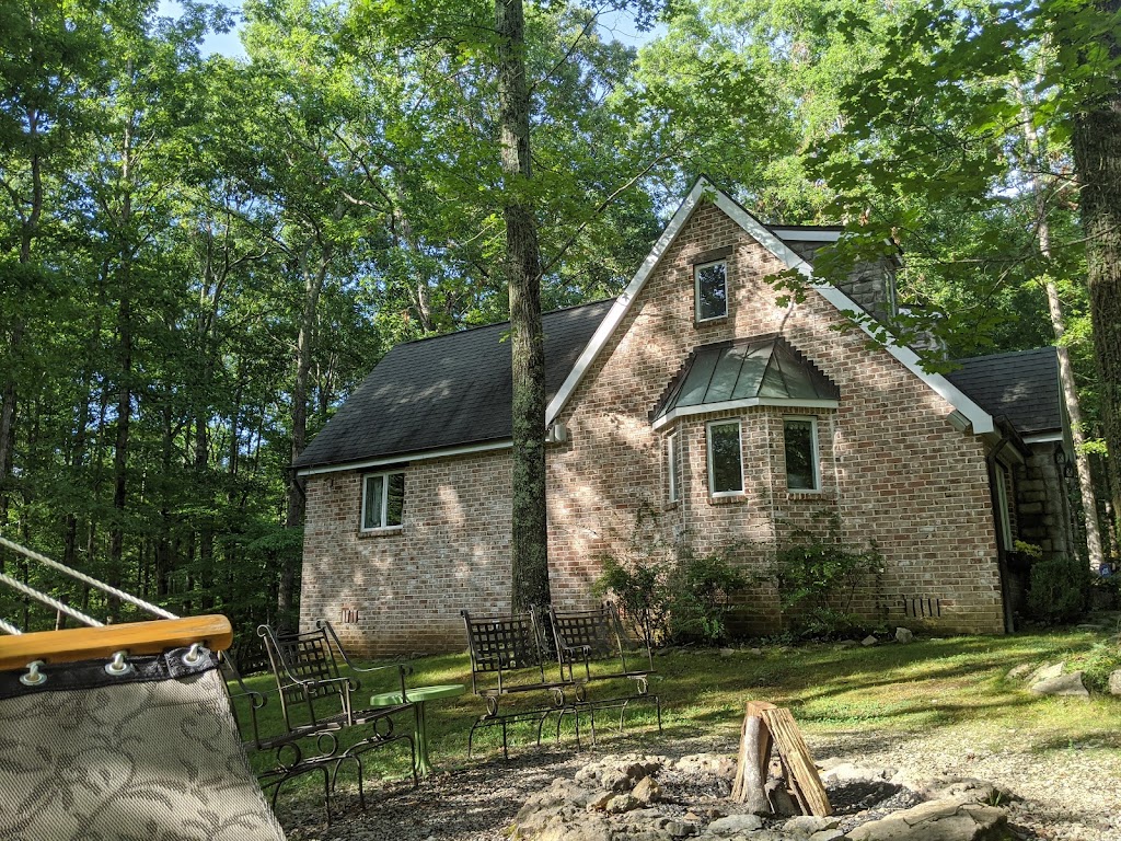 Storybook Cottage | 5672 Pinewood Rd, Franklin, TN 37064, USA | Phone: (615) 200-7711