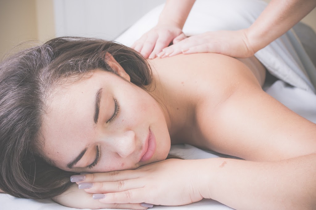 Divine Connections Massage & Spa | 6052 Van Dyke Rd, Lutz, FL 33558, USA | Phone: (813) 402-2959