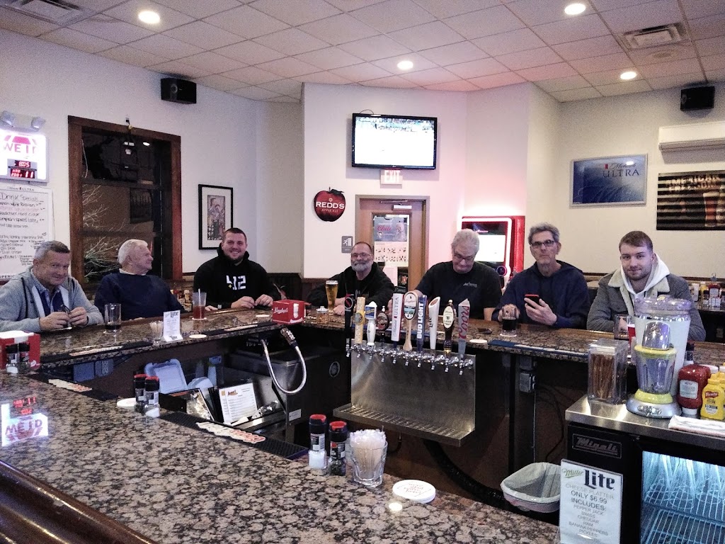 Aumers Sports Bar & Grille | 1612 Mt Pleasant Rd, Mt Pleasant, PA 15666, USA | Phone: (724) 542-4950