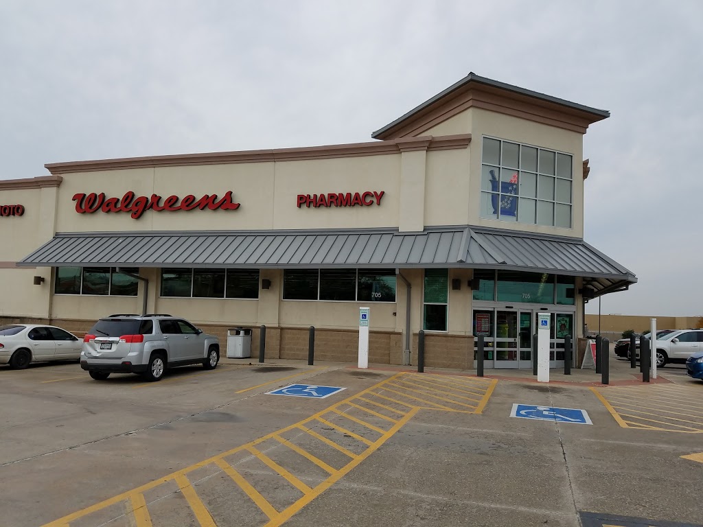 Walgreens | 705 Boyd Rd, Azle, TX 76020, USA | Phone: (817) 444-2984