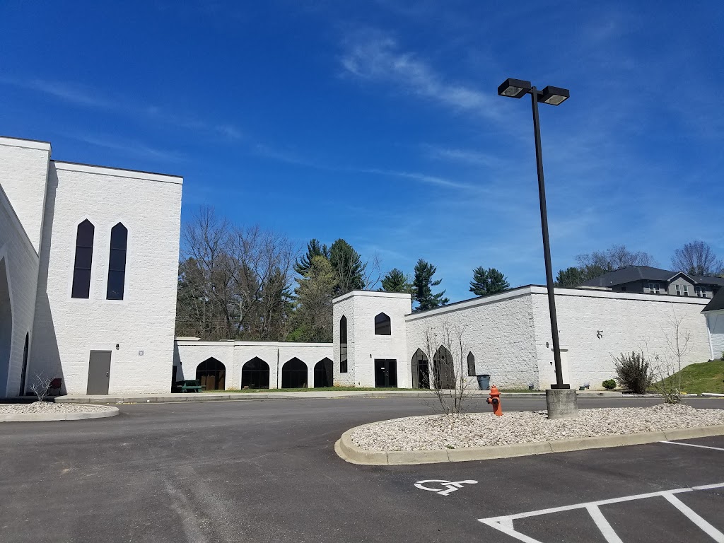 The Islamic School of Louisville | 8215 Old Westport Rd, Louisville, KY 40222, USA | Phone: (502) 412-7825