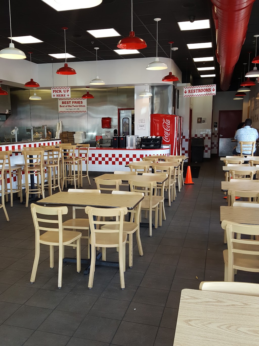 Five Guys | 12475 Riverdale Blvd NW, Coon Rapids, MN 55433, USA | Phone: (763) 208-1106