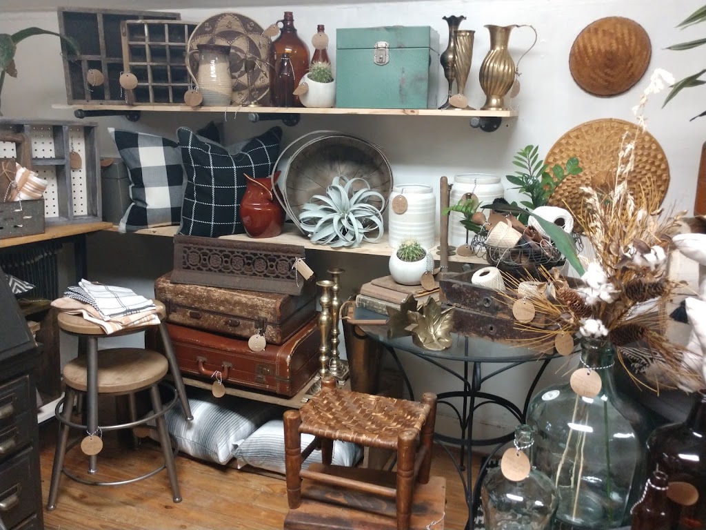 Simply Vintage Antiques | 13751 Lebanon Rd, Mt. Juliet, TN 37122, USA | Phone: (615) 944-4669