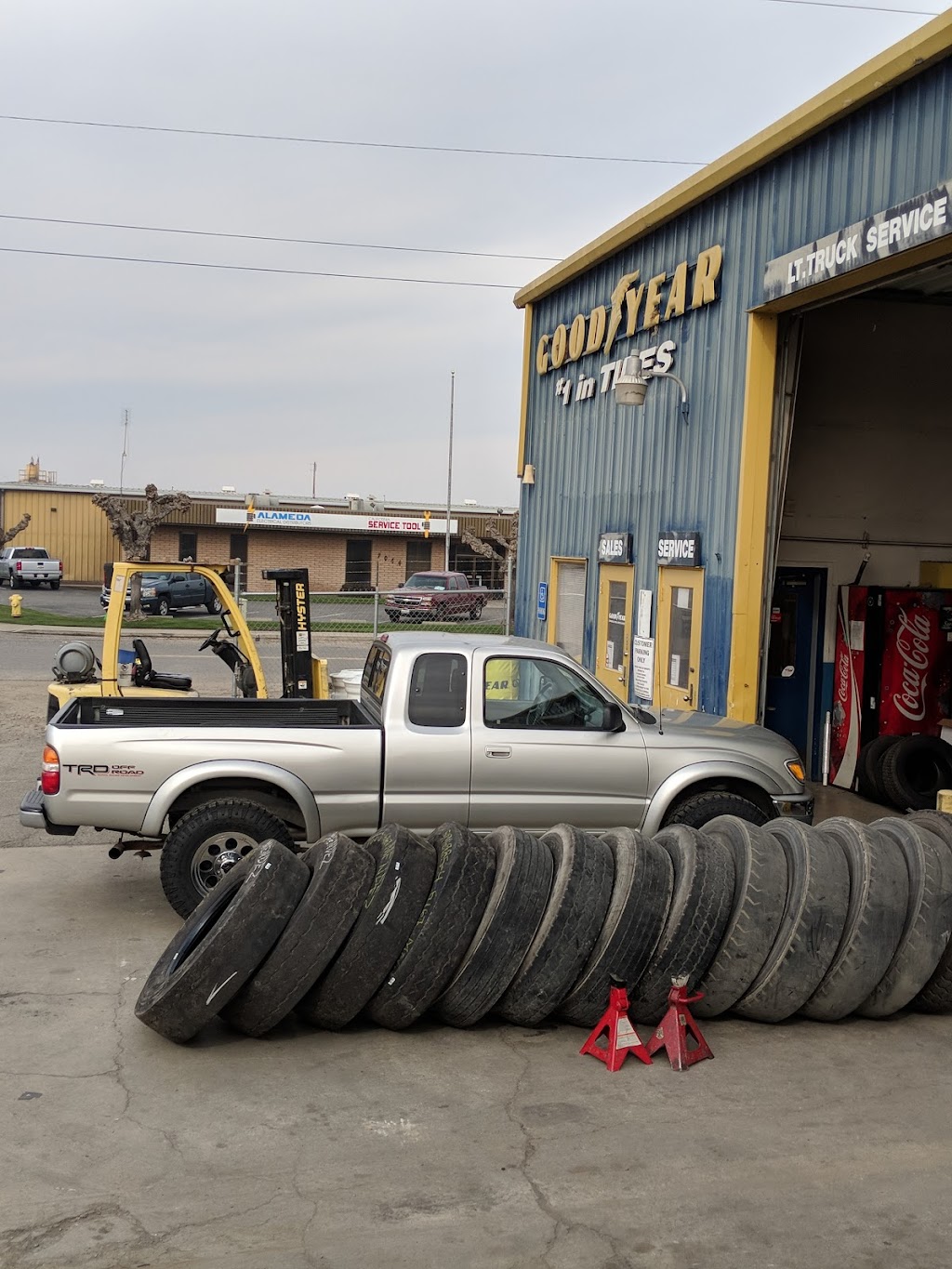 Goodyear Commercial Tire & Service Centers | 7041 Ave 304, Visalia, CA 93291, USA | Phone: (559) 651-0241