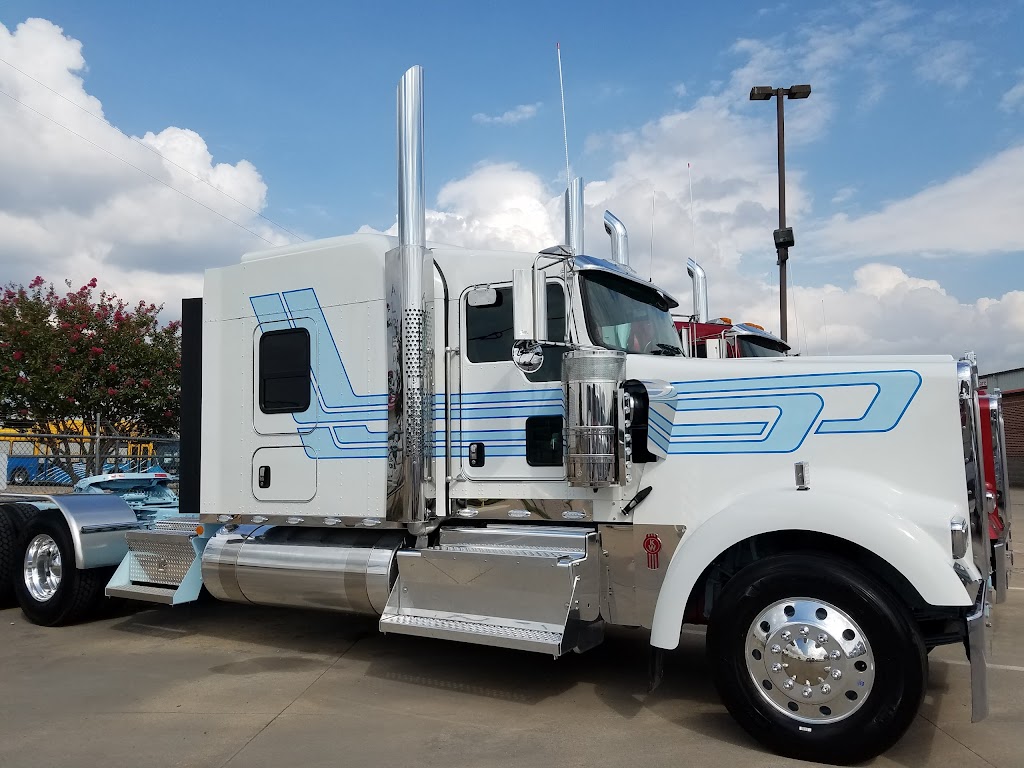 MHC Kenworth - Fort Worth | 2520 Berner St, Fort Worth, TX 76111, USA | Phone: (817) 740-2300