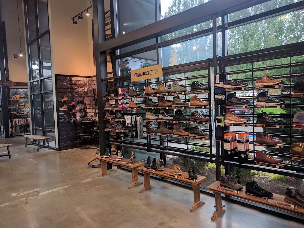 Danner Factory Store | 12021 NE Airport Way, Portland, OR 97220, USA | Phone: (503) 251-1111