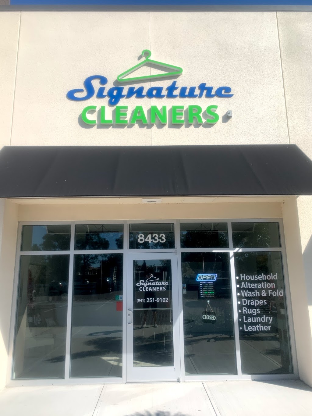 Signature Cleaenrs | 8433 Lorraine Rd, Bradenton, FL 34202, USA | Phone: (941) 251-9102