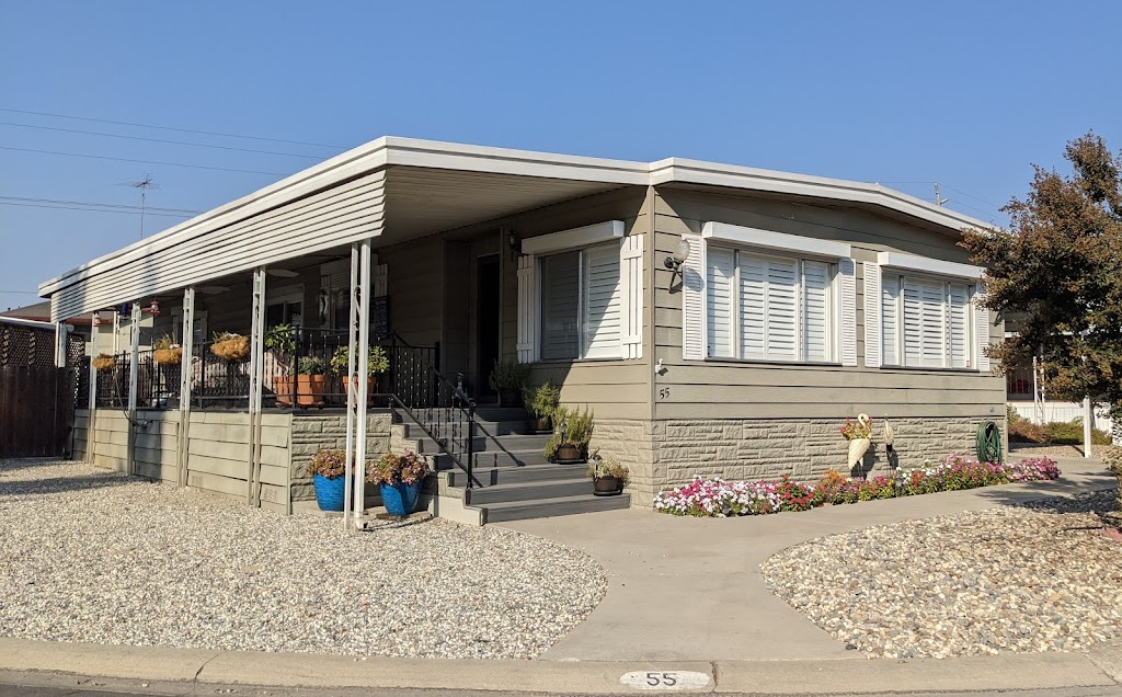 Casa De Lodi Mobile Estates | 812 E Turner Rd, Lodi, CA 95240, USA | Phone: (209) 369-7855