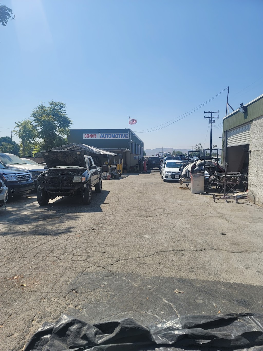Gizmos Automotive Repair & Body Shop | 1020 S San Jacinto Ave, San Jacinto, CA 92583, USA | Phone: (951) 654-8850