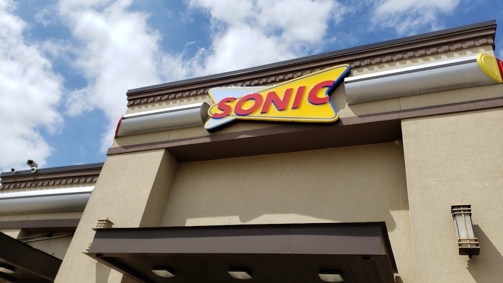 Sonic Drive-In | 3298 I-35E, Waxahachie, TX 75167, USA | Phone: (972) 923-1498