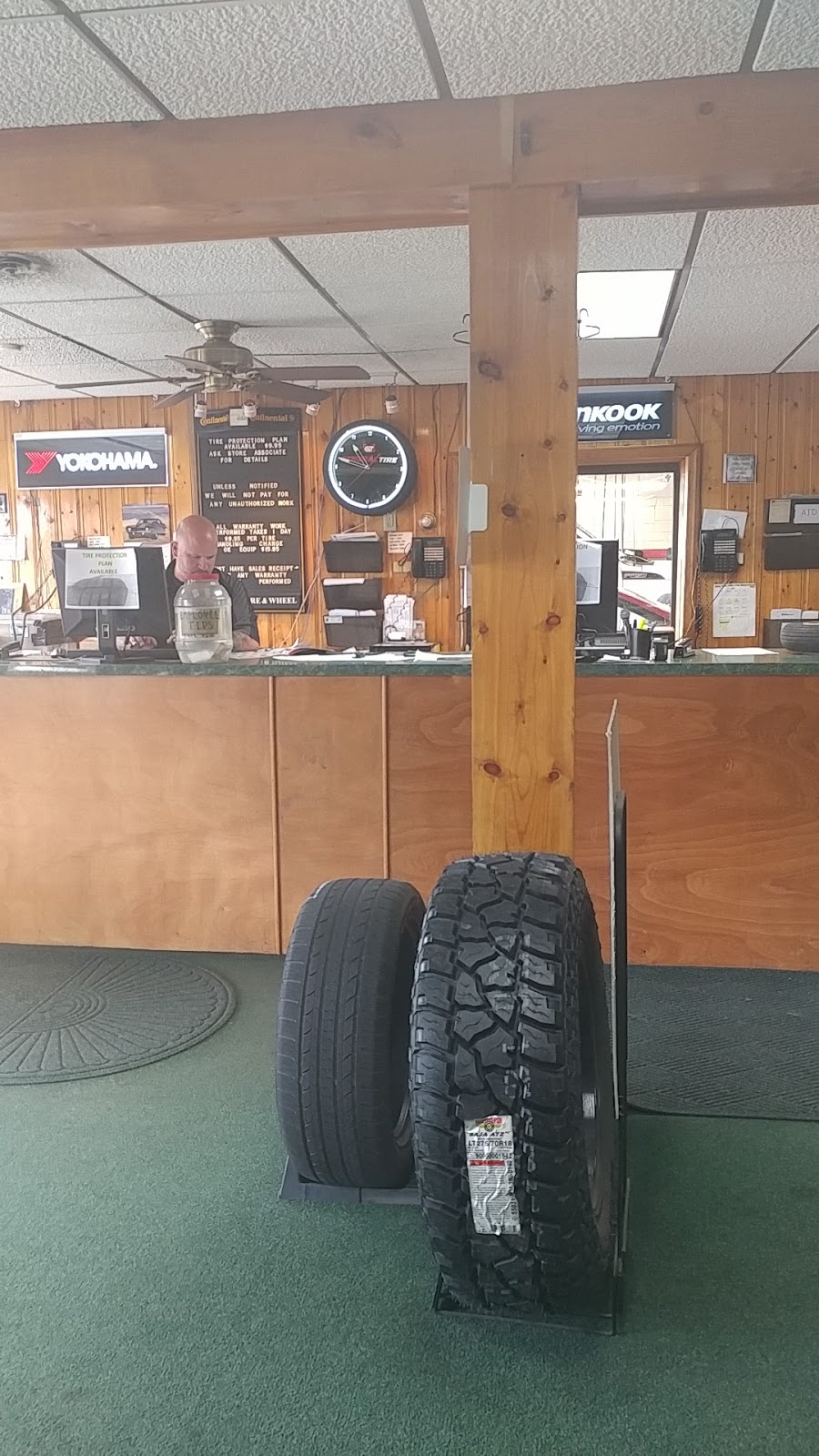 Essey Tire | 5200 PA-51, Belle Vernon, PA 15012, USA | Phone: (724) 379-4800