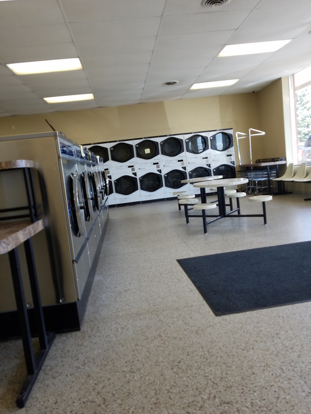 Tidalwave Laundromat | 621 125th Ave NE #4, Blaine, MN 55434, USA | Phone: (763) 862-3310