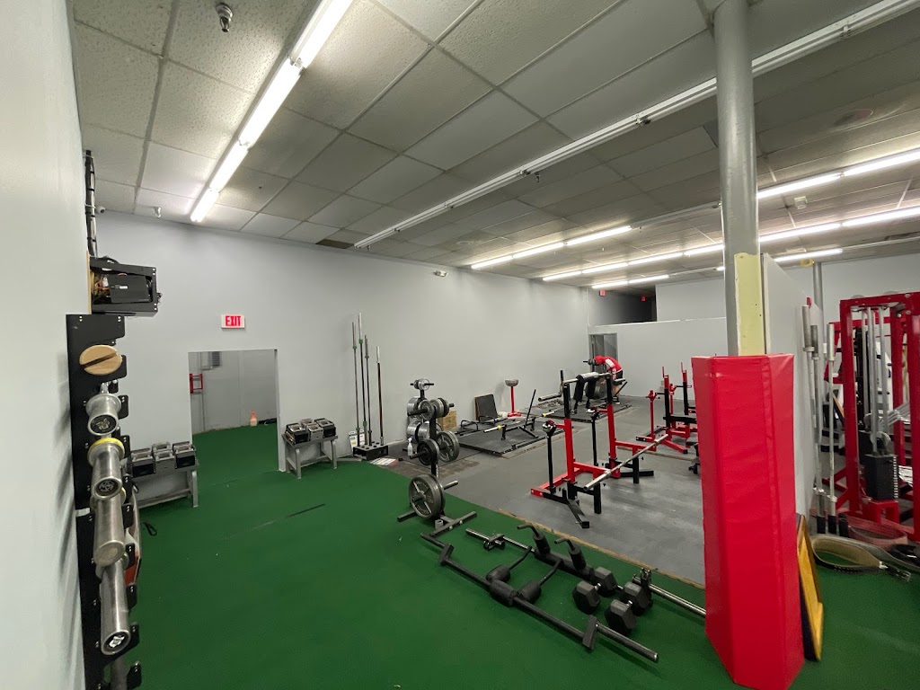 Motor City Iron Gym | 35112 Dodge Park Rd, Sterling Heights, MI 48312, USA | Phone: (586) 383-1295