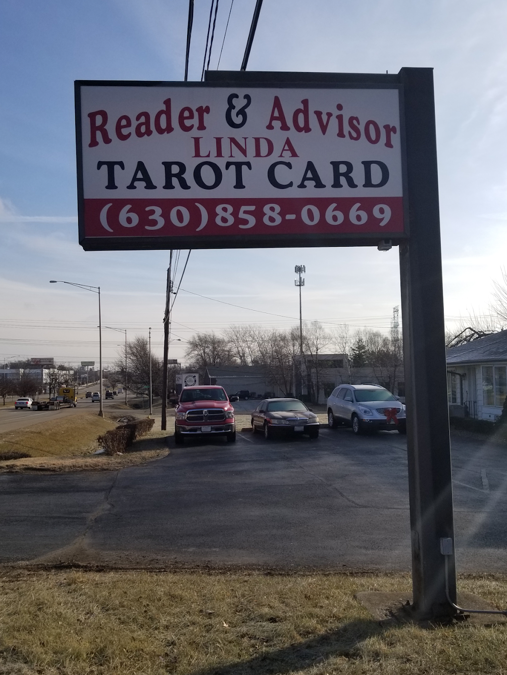 Miss Linda Tarot Card Reader & Advisor | 807 North Ave, Glendale Heights, IL 60139, USA | Phone: (630) 858-0669