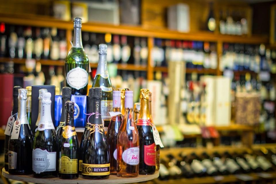 Glenville Wine & Spirits | 15 Glenville St, Greenwich, CT 06831, USA | Phone: (203) 531-7923