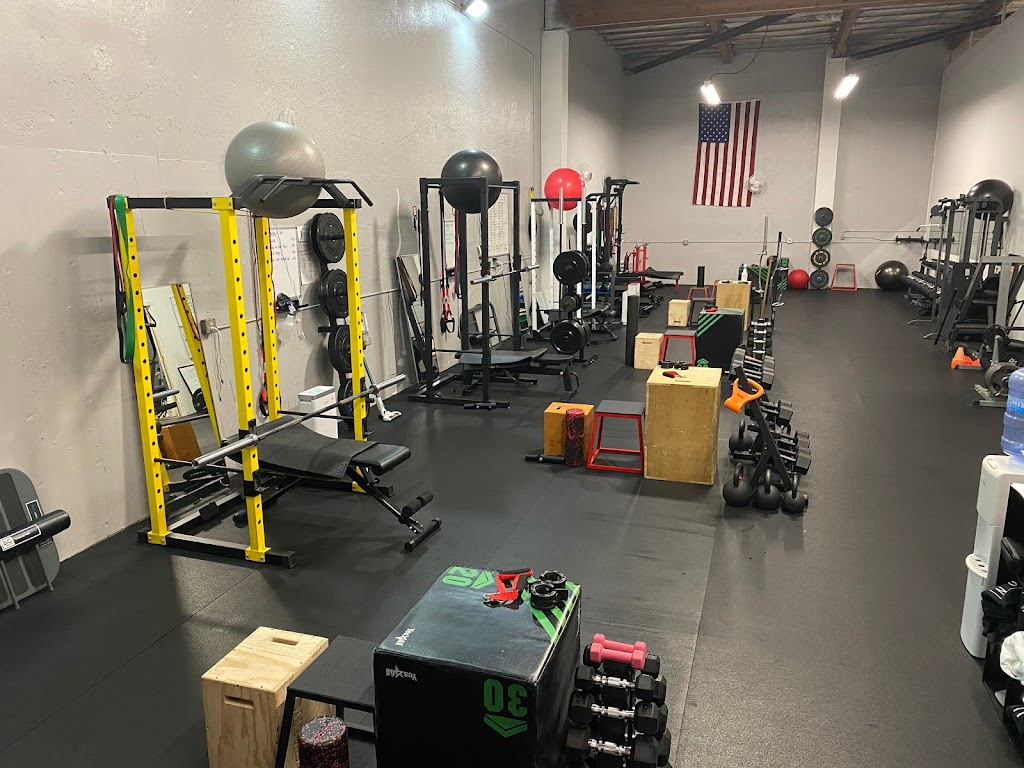 Reign Fitness | 6134 NE Bothell Way, Kenmore, WA 98028, USA | Phone: (206) 817-1694