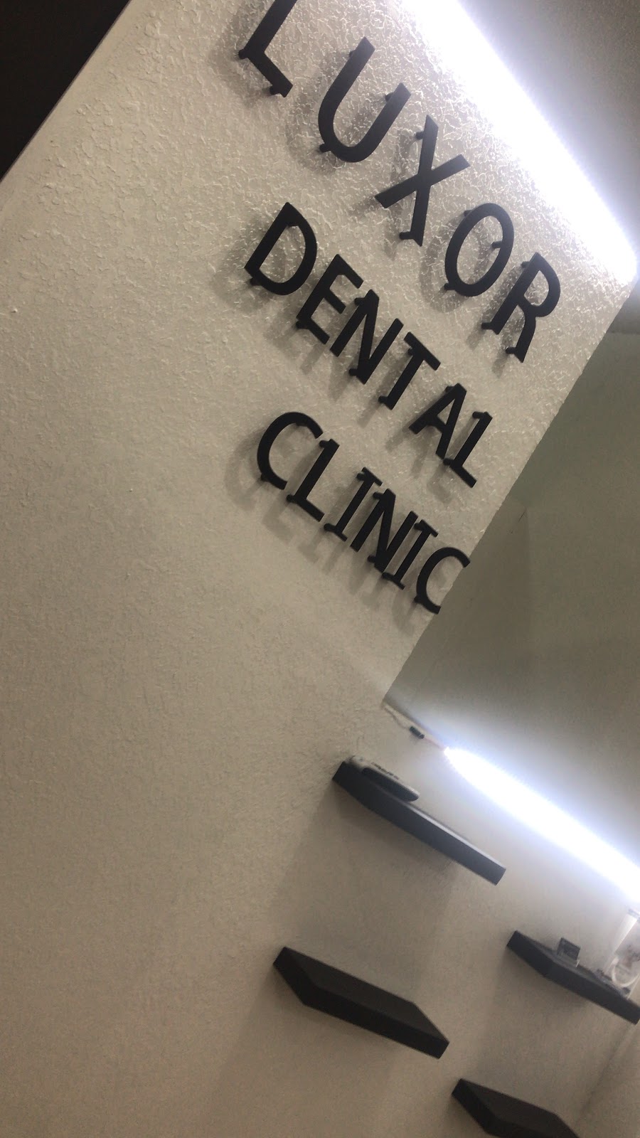 Luxor Dental Clinic | Ave. Waterfill Río Bravo Plaza Vencedores L-15 32553, Waterfill Río Bravo, 32553 Cd Juárez, Chih., Mexico | Phone: 656 356 0392