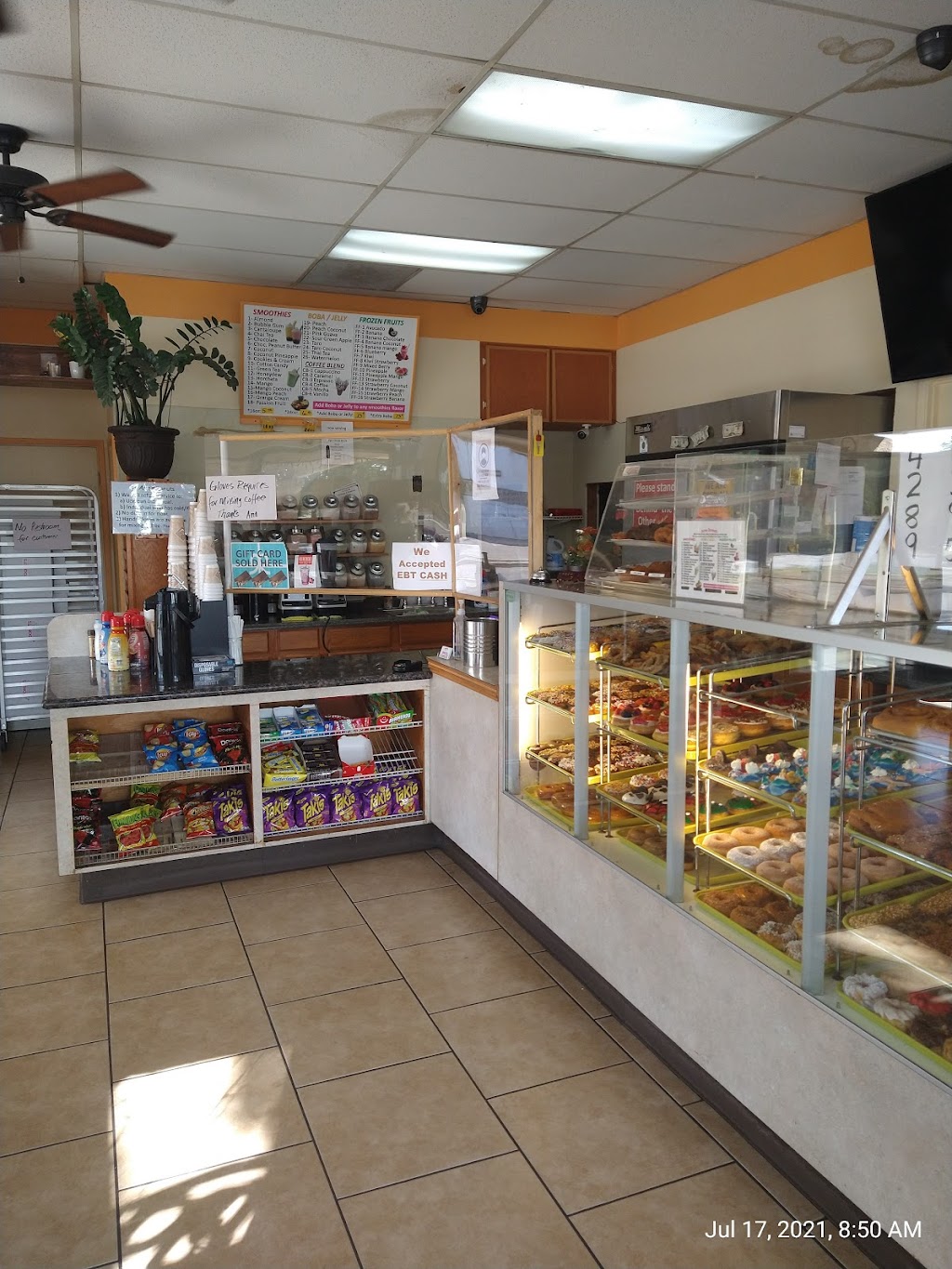 Anns Donuts | 2801 Whitson St, Selma, CA 93662, USA | Phone: (559) 891-0409