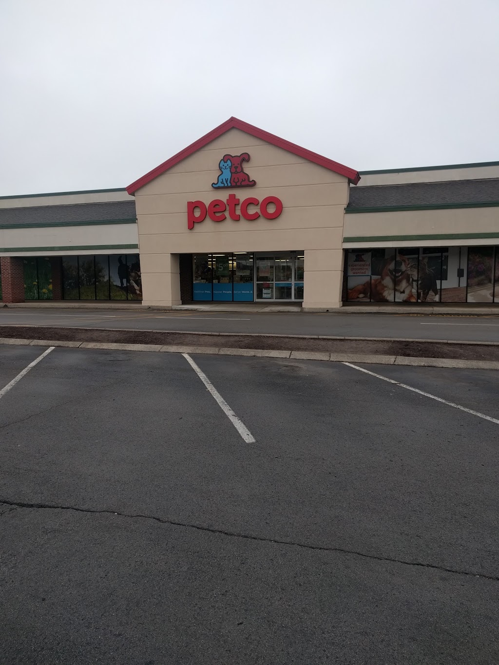 Petco | 1418 W Main St Suite H-K, Lebanon, TN 37087, USA | Phone: (615) 547-1533