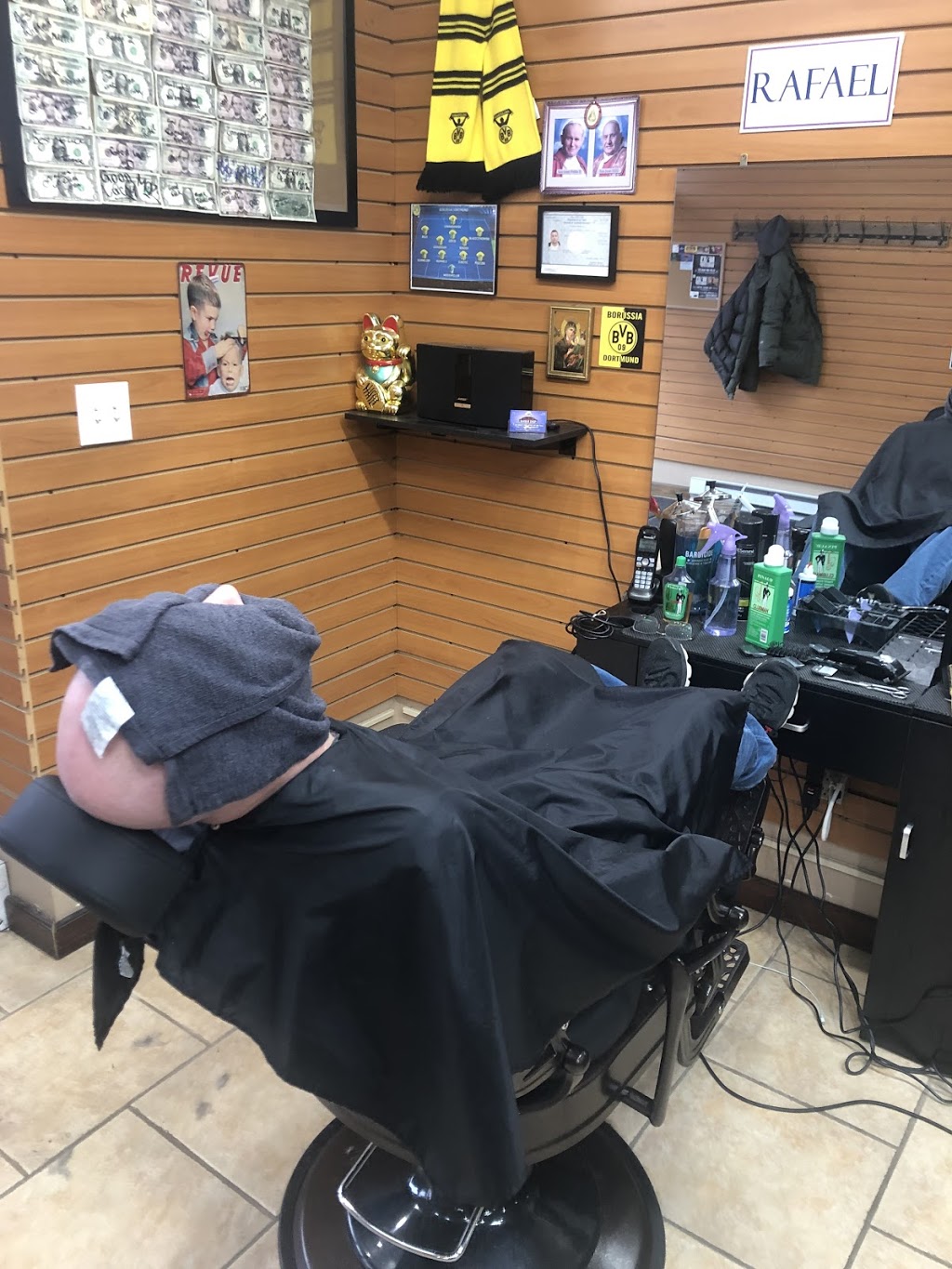 Rafael’s Barbershop | 1427 A Forest Ave, Staten Island, NY 10302, USA | Phone: (347) 819-2538