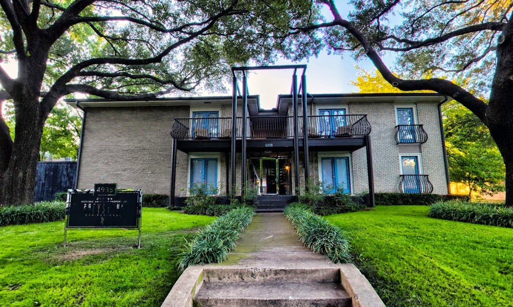 Greystone by Power Properties | 4935 Junius St, Dallas, TX 75214, USA | Phone: (214) 974-3444