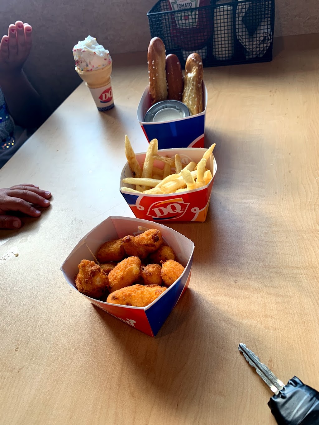 Dairy Queen Grill & Chill | 4712 Hamilton Middletown Rd, Liberty Township, OH 45011, USA | Phone: (513) 737-1398