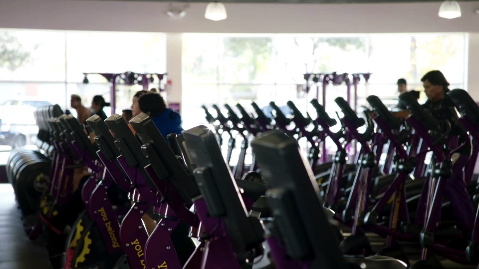 Planet Fitness | 3315 W 45th St, Highland, IN 46322, USA | Phone: (219) 595-5111