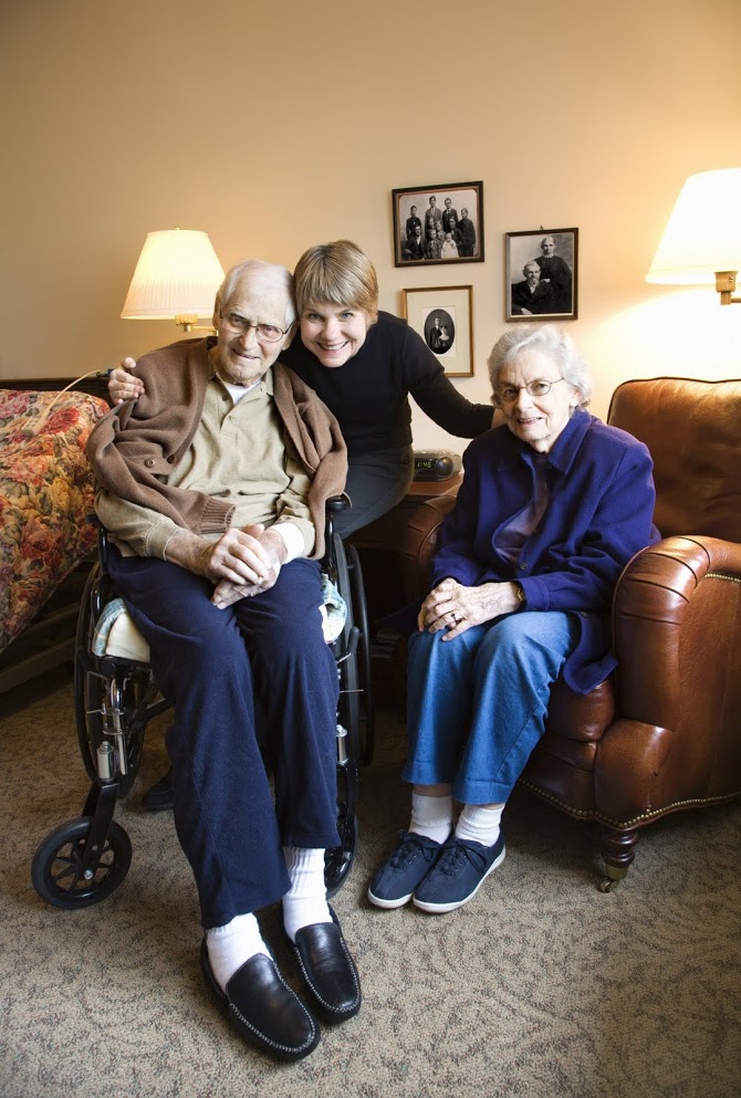 Hometown Senior Living - Wedgewood | 3610 Mt Vernon Ct, Woodbury, MN 55129, USA | Phone: (651) 714-7099