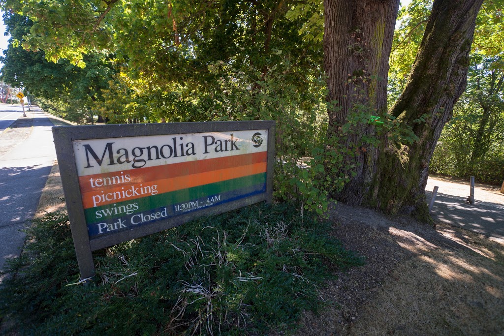 Magnolia Park | 1461 Magnolia Blvd W, Seattle, WA 98199, USA | Phone: (206) 684-4075