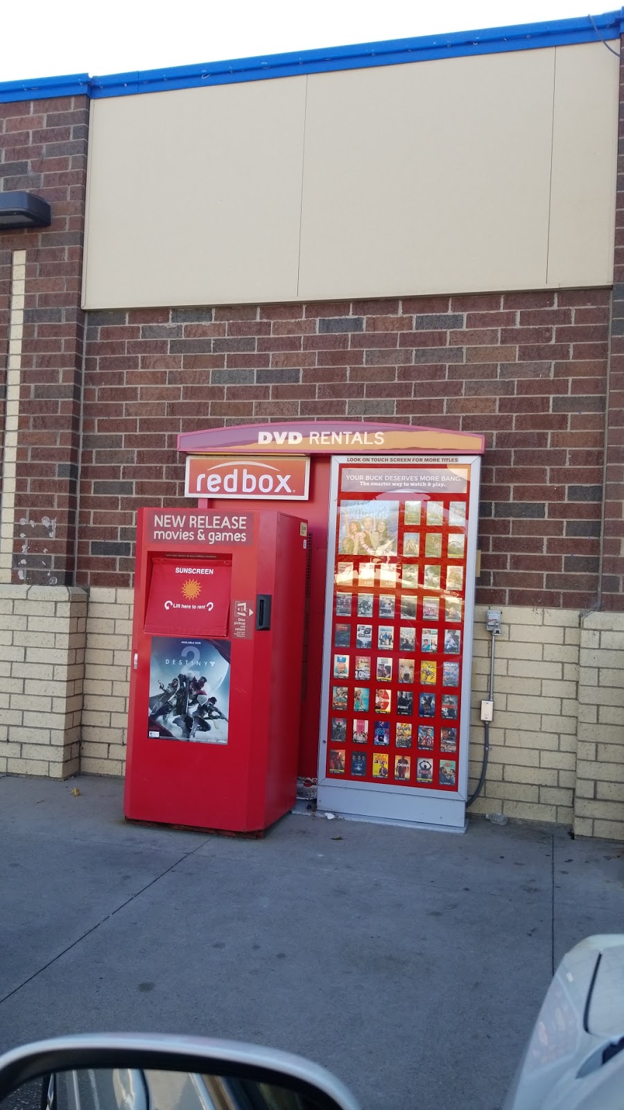 Redbox | 2732 Hwy 10 NE, St Paul, MN 55112, USA | Phone: (866) 733-2693