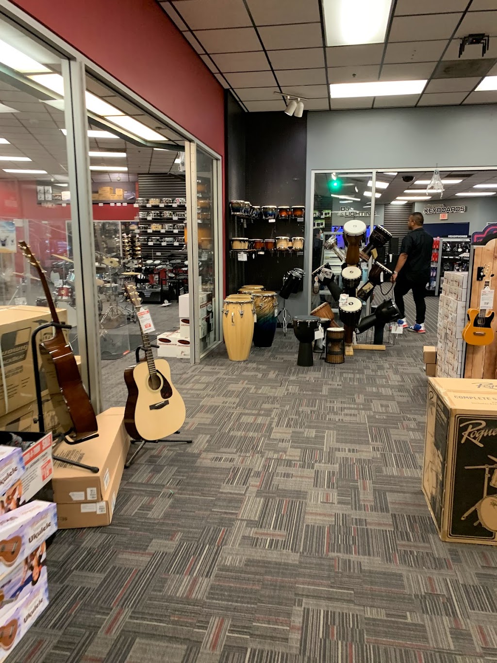 Guitar Center | 12479 Foothill Blvd, Rancho Cucamonga, CA 91739, USA | Phone: (909) 899-9843