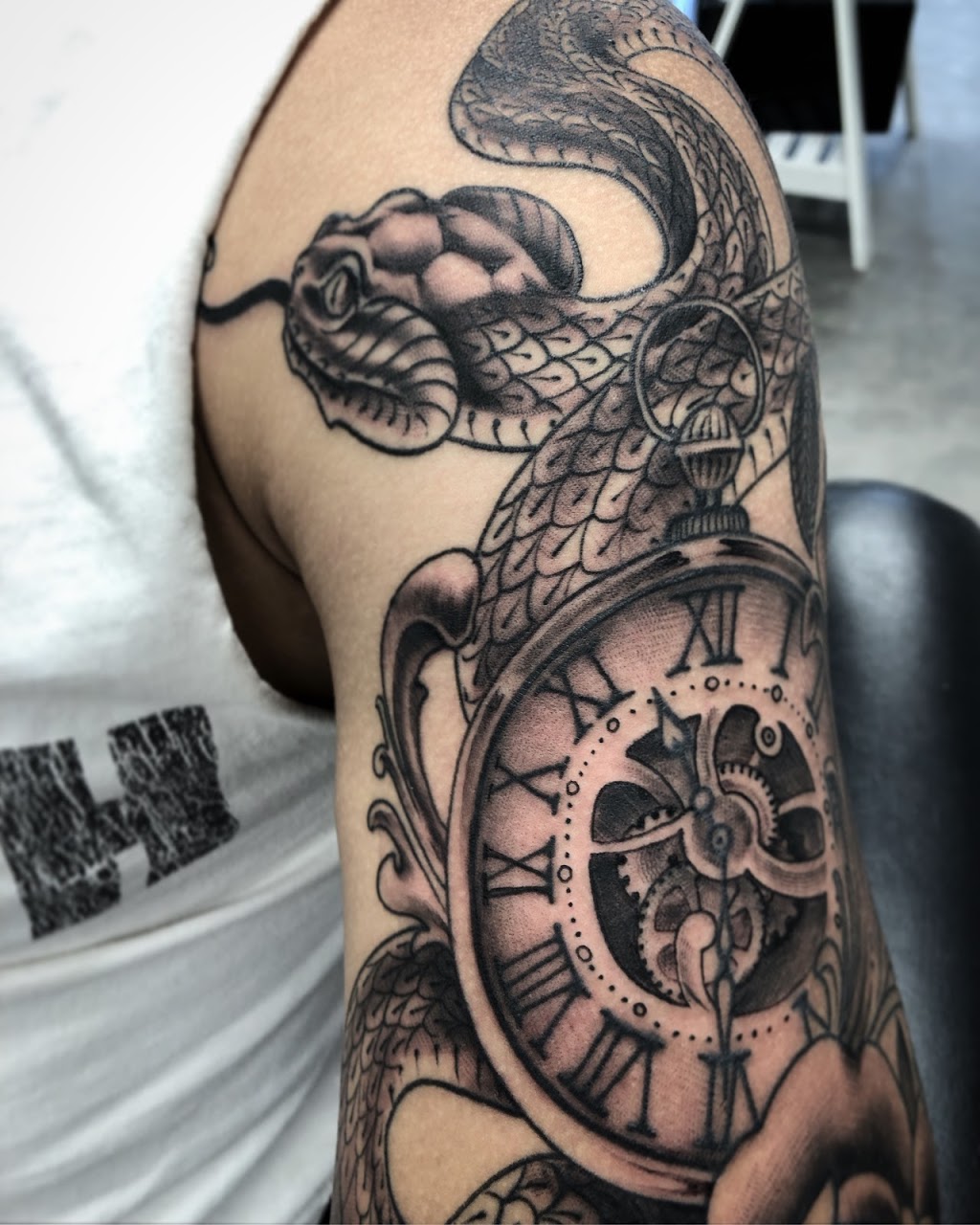 Black Talon Tattoo Company | 1422 S Kingsway Rd, Seffner, FL 33584, USA | Phone: (813) 324-8303