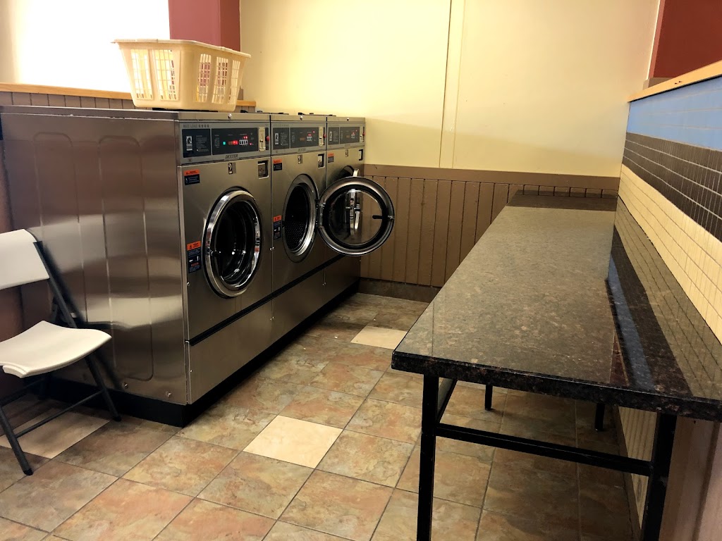 Mountlake Laundromat | 22803 44th Ave W Unit B2, Mountlake Terrace, WA 98043, USA | Phone: (425) 971-1515