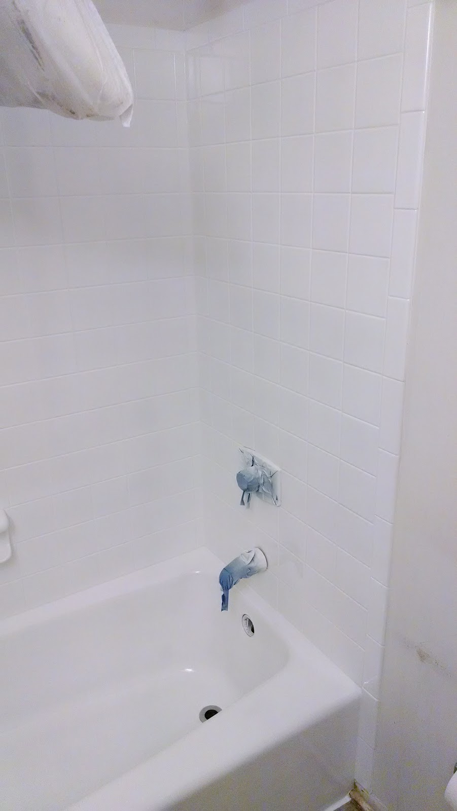 Bathtub Refinishing Service | 13813 Berryville Rd, Germantown, MD 20874, USA | Phone: (571) 488-8198