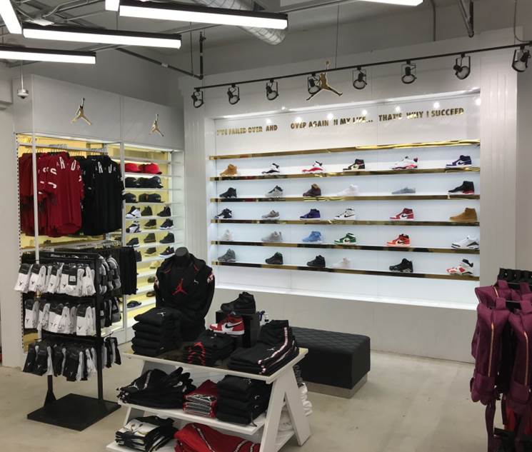 Shoe Palace | 2111 Solano Ave, Vallejo, CA 94590, USA | Phone: (707) 644-4633