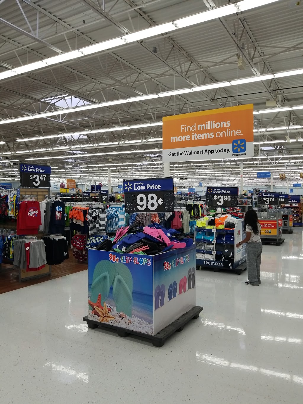 Walmart Supercenter | 51450 Shelby Pkwy, Shelby Twp, MI 48315, USA | Phone: (586) 997-6905