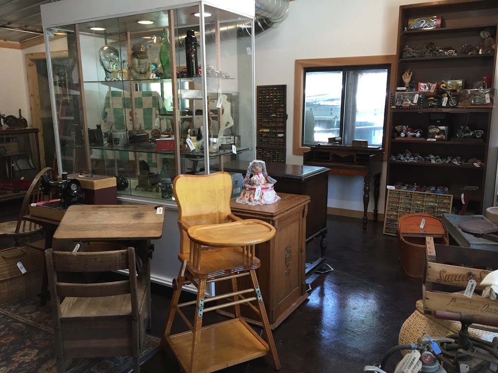 Arts Station Antiques | 375 N Main St, Roanoke, IN 46783, USA | Phone: (260) 740-7368