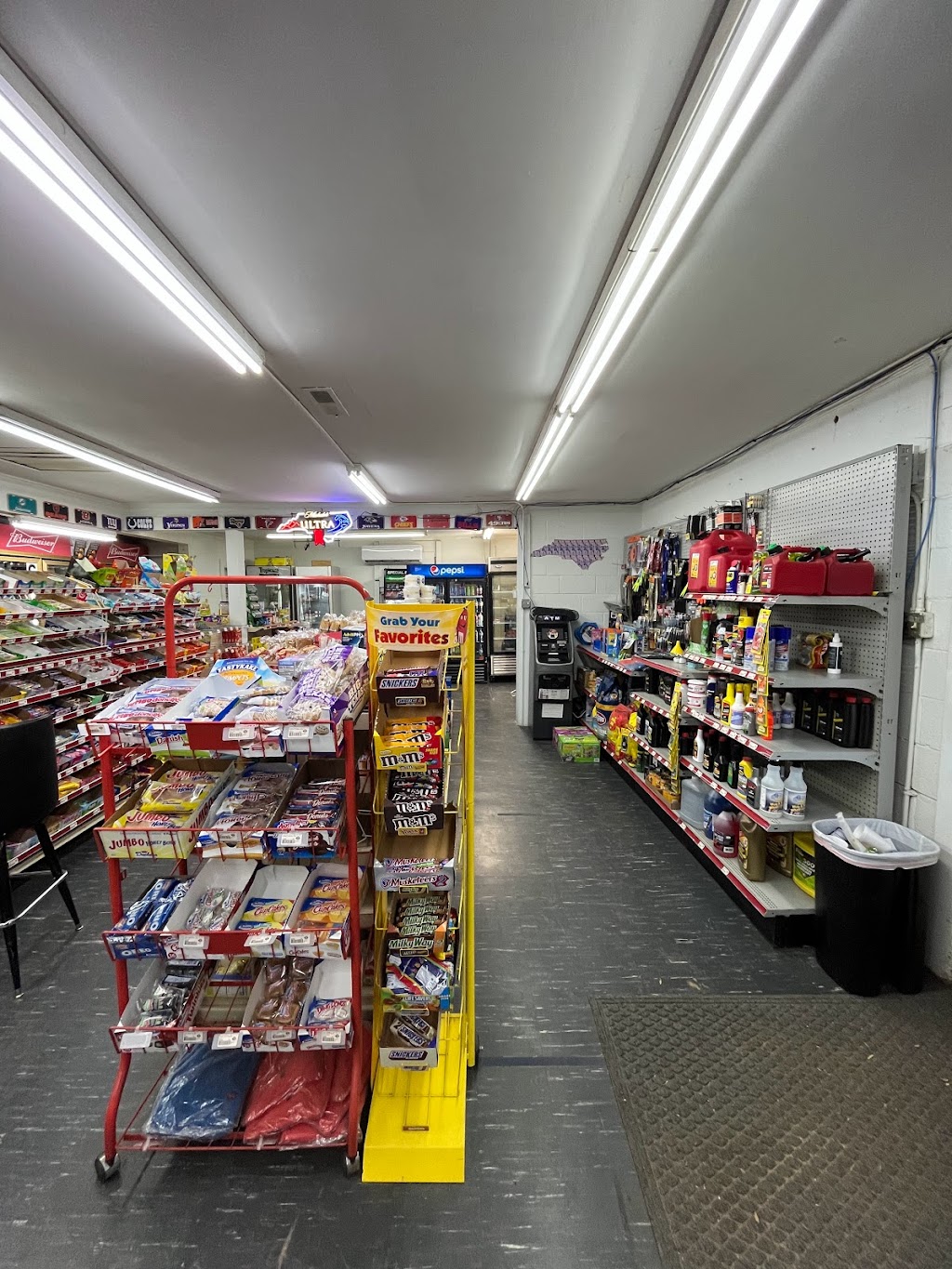 Mini Food Mart | 9510 Reynolda Rd, Tobaccoville, NC 27050, USA | Phone: (336) 922-1335