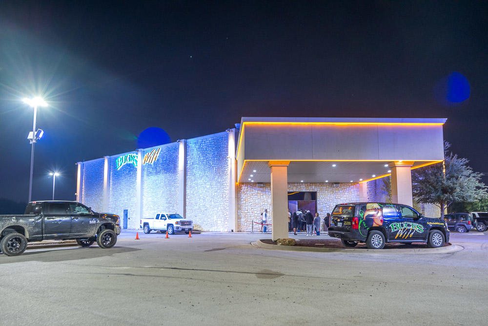 Car Country Clute | 251 E Plantation Dr, Clute, TX 77531, USA | Phone: (979) 265-9000