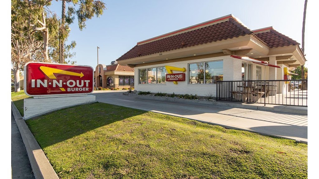 In-N-Out Burger | 7926 Valley View St, Buena Park, CA 90620, USA | Phone: (800) 786-1000