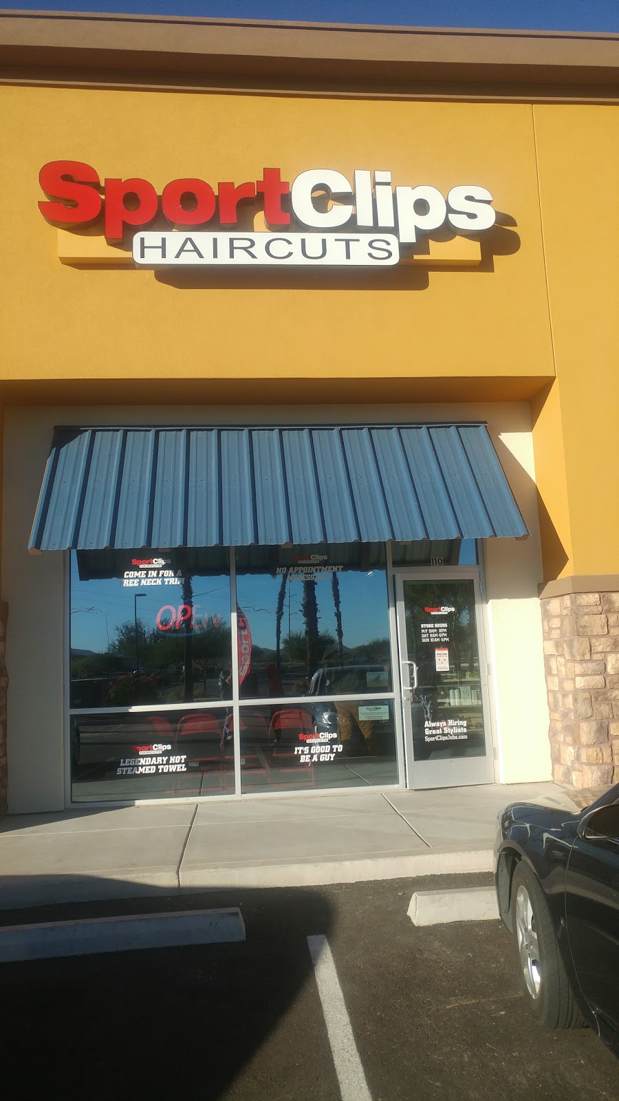 Sport Clips Haircuts of Marana Marketplace | 3820 W River Rd, Tucson, AZ 85741, USA | Phone: (520) 441-7771